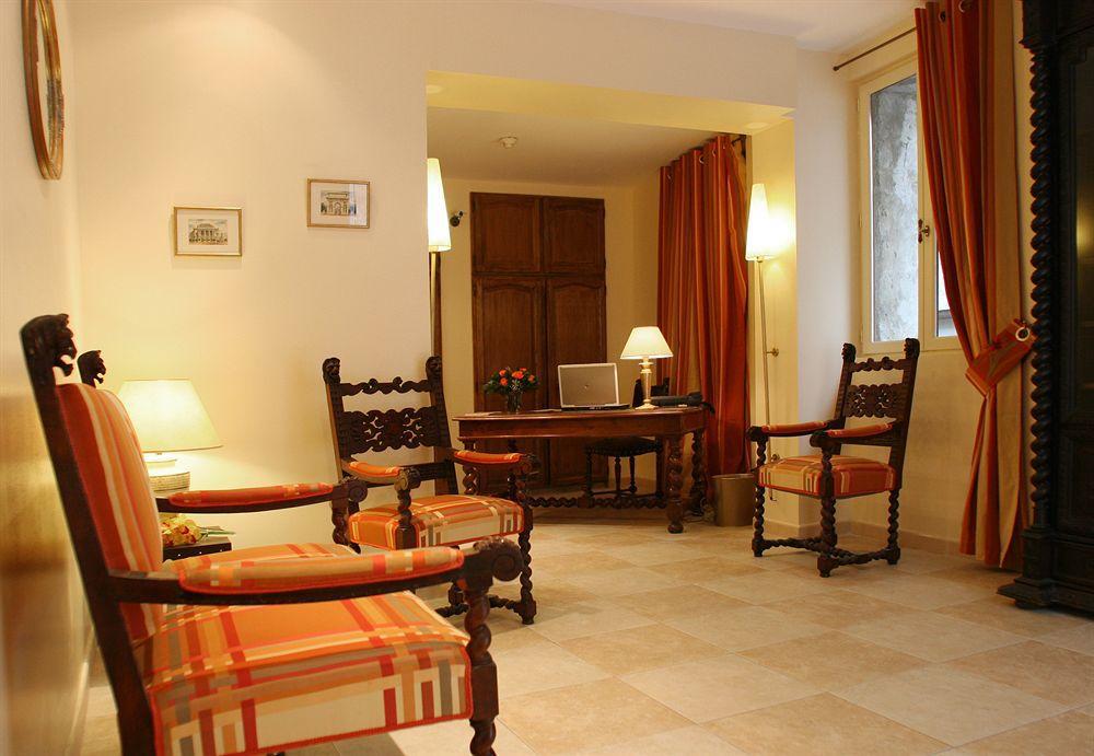 Hotel D'Aragon - Place De La Comedie Montpellier Exterior foto